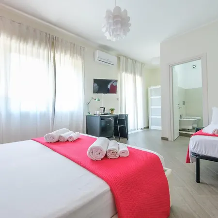 ベッド・アンド・ブレックファスト Paladino ジャルディーニ・ナクソス