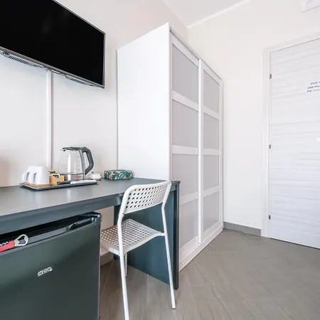 לינה וארוחת בוקר Paladino גיארדיני נאקסוס