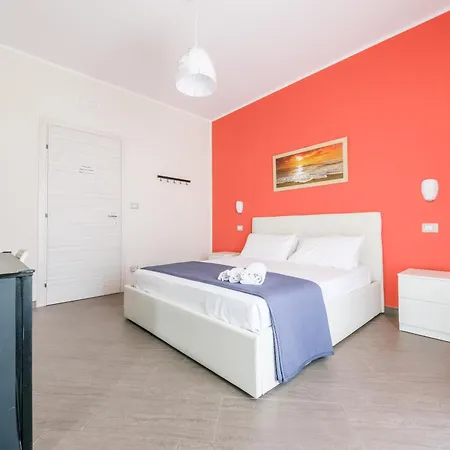 Paladino לינה וארוחת בוקר 3*