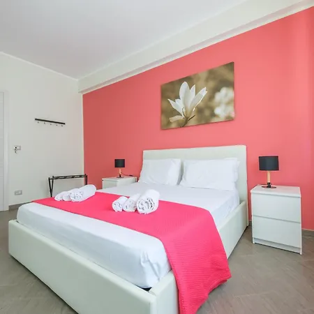 לינה וארוחת בוקר Paladino