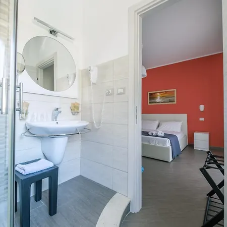 לינה וארוחת בוקר Paladino